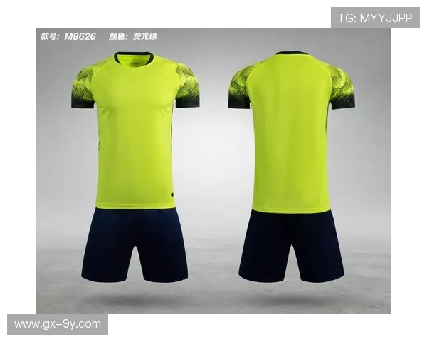 个性定制长袖男童足球服舒适透气运动装适合青少年比赛训练